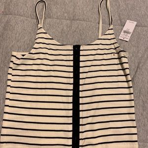 2/29$- American eagle tank top